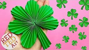 Paper Fan Shamrock Decoration- DIY Paper Shamrock - Room Decor or DIY St Patrick's Day Card