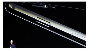 Apple Says Jet Black iPhone 7 Could Scratch and Might Need a Case