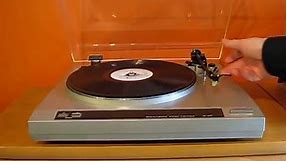 ROTEL RP 820 - SEMI-AUTOMATIC STEREO TURNTABLE