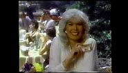 1984 MasterCard International "Loretta Swit - So worldly, so welcome" TV Commercial