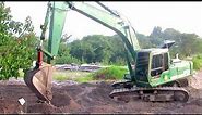 Hitachi EX200 Excavator at Work in INDONESIA (Hitachi Excavator 2016)