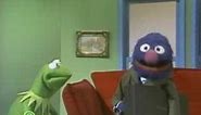 Sesame Street: Kermit And Grover The Sunglass Salesman