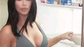 Kim Kardashian's Unique Kitchen Sink in her $60 million home!
