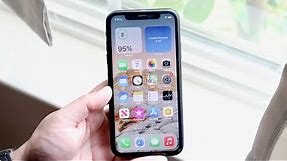 How To Change Wallpaper On iOS 15!