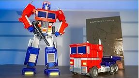 UNBOXING & LETS PLAY! - OPTIMUS PRIME - Ultimate Transformers Humanoid Robot w/ 27 Servos!