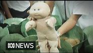 Cabbage Patch Kids 'birthed' in store (1984) | RetroFocus