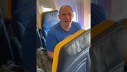 Amputee Jokes About Making Extra Legroom for Himself on Flight