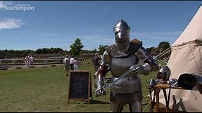 How to wear plate armour