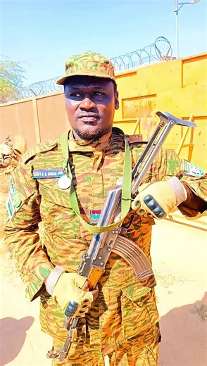 Vidéos de BIR-C-COMMANDO BAGUIAN OFFICIE (@bircvdpcommandocmbaguian) avec original sound - ШARRI〇R _804