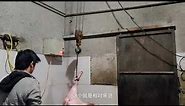 Pig Slaughter - Killing pigs in a slaughterhouse can anesthetize pigs with electricity in 10 seconds