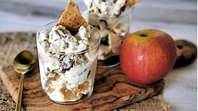 Dessert Recipe: No Churn Apple Pie Ice Cream by Everyday Gourmet with Blakely