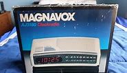 Vintage Magnavox AJ-3180 Clock Radio