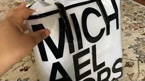Unboxing Michael kors clear tote bag ✌️🖤👜#michaelkors #unboxing #houl