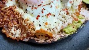Try this quick and easy feta fried egg recipe | GMA