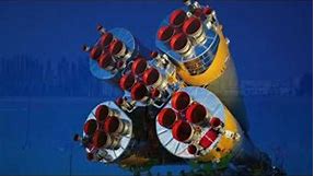 Soyuz2 - Soyuz Rocket scale model 1/25