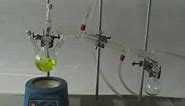 Carrying out a vacuum distillation
