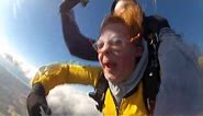 The funniest skydiving video EVER! Go to 1:45