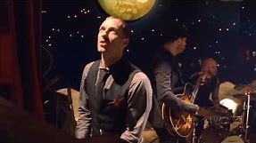 Coldplay - Christmas Lights (Official Video)