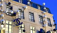Christmas lights are going up around Paris. Here are images from Rue Saint Honoré and Place Vendôme in Paris, France. . . . . . #christmasinparis #holidaysinparis #paris . . . . . . . . . . Christmas in Paris, Christmas decorations in Paris, holidays in Paris, holiday decor in Paris, Paris for Christmas, life in Paris, living in Paris, Paris at night, Eiffel Tower, parisian chic, parisian style, parisian lifestyle, parisian life, Paris trip, Paris travel, Parisian girl, Parisian aesthetic, Louis