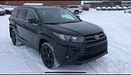 2019 Toyota Highlander SE - review of features and full walk around.