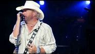 Toby Keith - Blue Moon - 8/24/13 Jiffy Lube Live Bristow Va