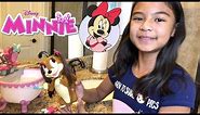Giving Minnie Mouse Pet Fifi a Bath Play Pretend | Toys Academy