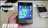 REVIEW: BlackBerry Passport in 2022 - Unique Square Display Smartphone - Still Usable?