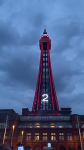 Blackpool is one of thousands of locations and landmarks across the UK to take part in the national beacon lighting. In true Blackpool style, this is how we celebrated The Queen’s 70 years of service 🇬🇧 #PlatinumJubilee | I Love Blackpool