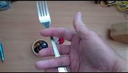 Using spoons and forks as tongs to serve food Movie.wmv