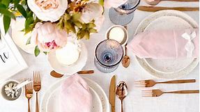 Five Trendy Wedding Napkin Folds that You Can Try