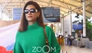 That green pullover looks perfect on @kritisanon —simple, classy and just wow! She's all set to take off for Chandigarh for the shoot of her next film 'Do Patti.' #zoomtv #zoompapz #kritisanon #bollywoodfilm #bollywoodactor #actorslife #filmpromotion | Zoom TV