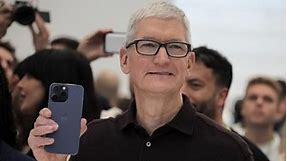 Tim Cook's "Buy Your Mom iPhone" Remark Part Of US Lawsuit Against Apple