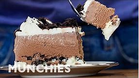 Make Ice Cream Cake With Cookie Crunchies