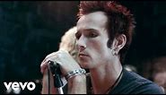 Velvet Revolver - Fall To Pieces (Official Video)