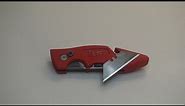 Milwaukee Fastback utility knife. Changing the blade.