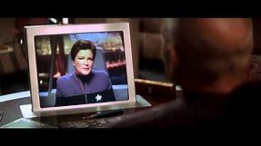 "Star Trek: Nemesis": Admiral Janeway contacts Captain Picard [HD]