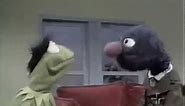 Sesame Street - Grover sells Kermit hair-care supplies