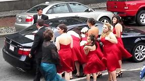 Bridesmaids, Lift That Dress!
