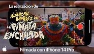 Filmada con iPhone 14 Pro | La realización de Huracán Ramírez vs. La Piñata Enchilada | Apple