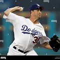 Greg Maddux Los Angeles Dodgers