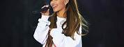 Ariana Grande Singing PC Wallpaper