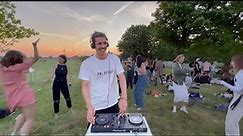 groovy house mix in a berlin park