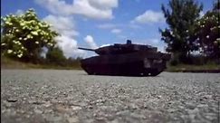 Leopard 2A6 Panzer 1:16 mit Schußfunktion