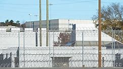Correctional officers could be compromised, prison services shut off as government shutdown drags on