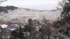 Amazing power of Japanese Tsunami caught on video 19 HD