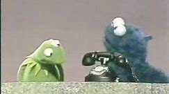 Classic Sesame Street - Kermit's telephone demonstration