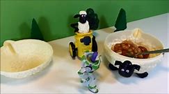 shaun le sheep le mouton petites histoires | timmy time cbeebies S01 E08 Mac Donald Happy meal Shaun the sheep Timmy time CBeebies UK Toys Story french mouton