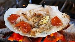 Japanese Street Food - OSAKA SEAFOOD Giant Scallops, Oysters, Sea Urchin Japan