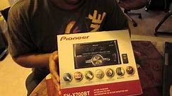 Unboxing Pioneer FH-X700BT