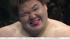 Giant VS Sumo Wrestler